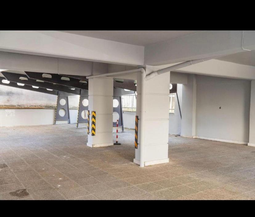 Central Appartment 2 With Parking لاريسا المظهر الخارجي الصورة
